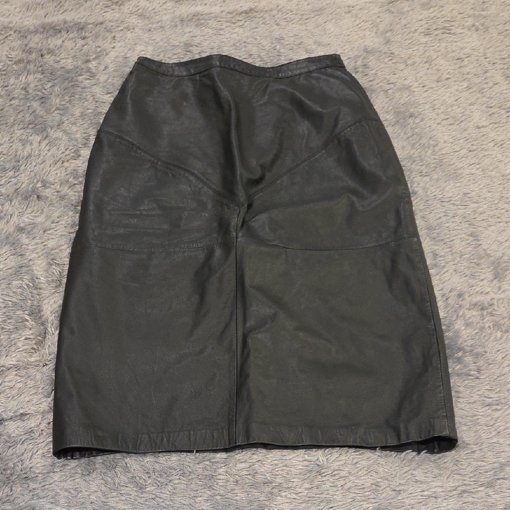 Chic Black G-III Leather Midi Skirt Size 13/14 ***runs Small***